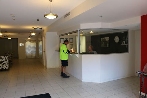 Frisco Apartments - ACT Tourism 4