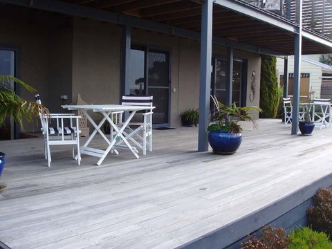 Corinella On The Esplanade Bed & Breakfast - ACT Tourism 2