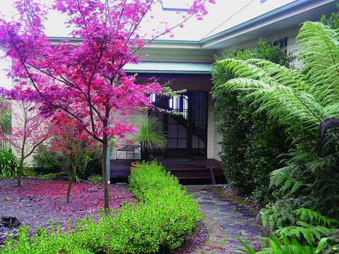 Valley Of The Waters B&B - ACT Tourism 0