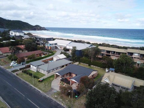 LIFES A BEACH 1 - ACT Tourism 1