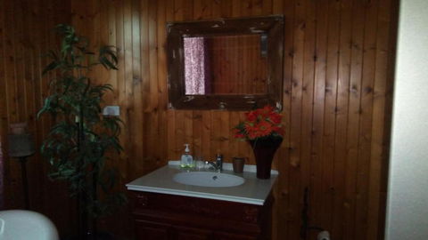 GOLDEN LACE B & B - ACT Tourism 3