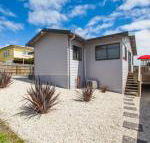 Bircoo Cottage Beach  Golf Getaway - ACT Tourism