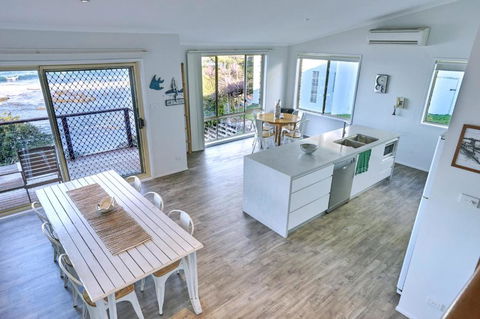 Kalimna Blue Bay NSW - ACT Tourism 4
