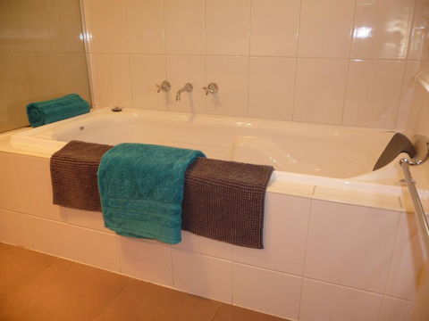 Shepp Central Apartment - ACT Tourism 5