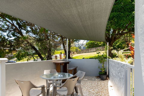 Yamba Towers 2 - ACT Tourism 4