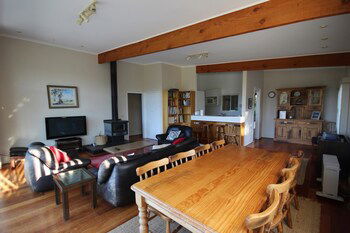 Fairways Close - ACT Tourism 3