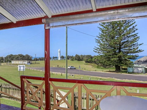Yamba Pilot Cottage 1 Pets Welcome Close To Beach - ACT Tourism 1