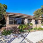 A Reflection On The Lake - ACT Tourism 0