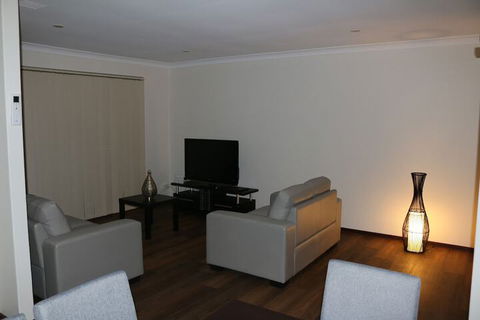 Cozy Stay At Kearsley - ACT Tourism 3