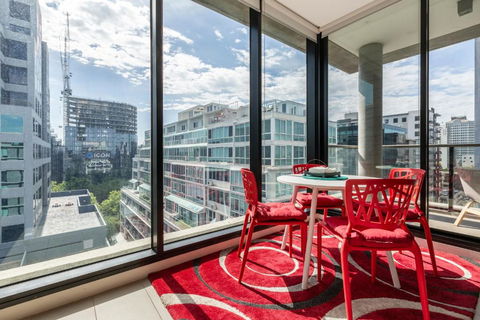 LIGHT AIRY SPACIOUS QUEENS ROAD APARTMENT - ACT Tourism 2