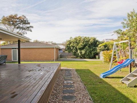Sand Dunes House & Cabin Accommodation - ACT Tourism 5