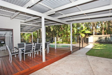 FABULOUS HOLIDAY HIDEAWAY COOLUM BEACH - ACT Tourism 4