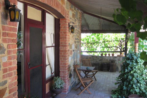 Marananga Cottages - ACT Tourism 1