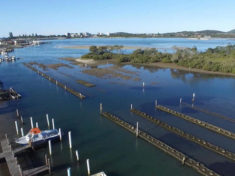 Fairholme 8 Perfect Lakefront Position - ACT Tourism 4