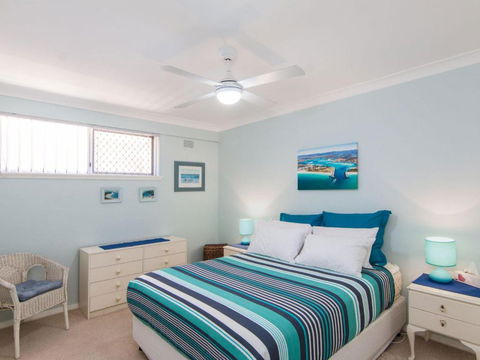 Fairholme 8 Perfect Lakefront Position - ACT Tourism 1