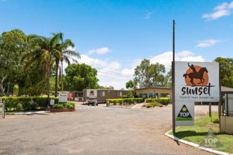 Sunset Top Tourist Park - ACT Tourism 0