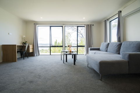 Amazing Sea Views Luxury Guest House - ACT Tourism 0