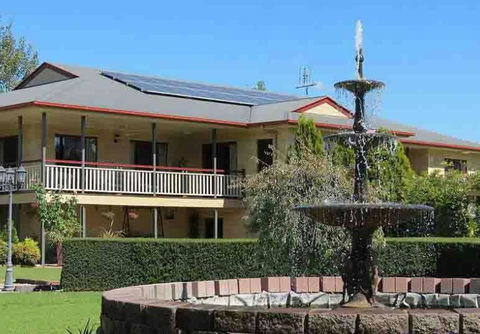 Allora Lodge Bed & Breakfast - ACT Tourism 4