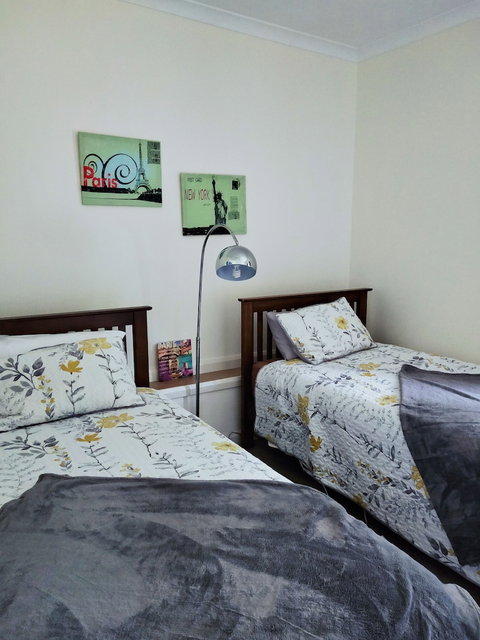 Wanderlust Cottage - ACT Tourism 3