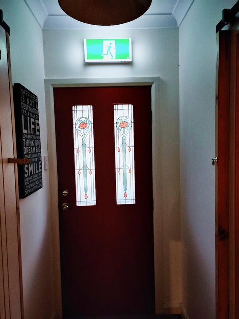 Wanderlust Cottage - ACT Tourism 0