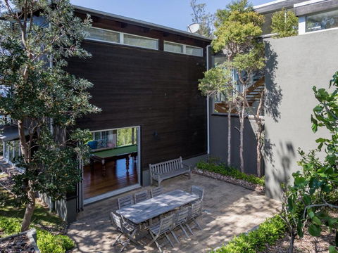 ARGYLL MOLLYMOOK Absolute Waterfront - ACT Tourism 6