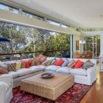 ARGYLL MOLLYMOOK Absolute Waterfront - ACT Tourism 0