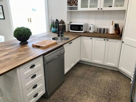 YSG The Edward Townhouse 153 Walk To Town - ACT Tourism 2