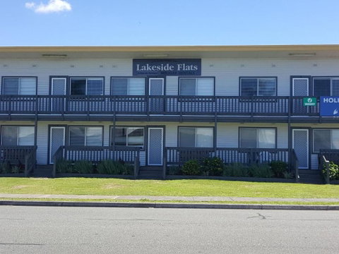 Lakeside Flats 5 - ACT Tourism 4
