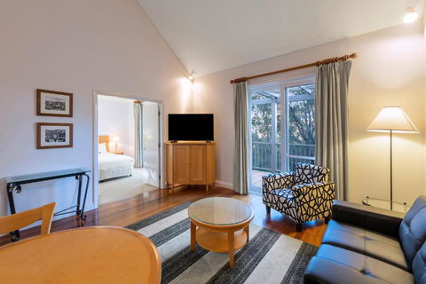 Apartments At 15 Thompsons - ACT Tourism 2