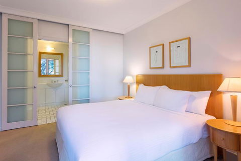 Apartments At 15 Thompsons - ACT Tourism 6