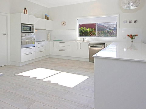 Fairwater In Mollymook - ACT Tourism 3