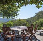 Taliesin Beautiful 4 bedroom home with amazing views - ACT Tourism
