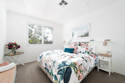Arabella Stylish Seaside Sanctuary With Views - ACT Tourism 6