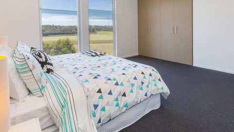 ST ANDREWS BEACH APARTMENT 4.01 - ACT Tourism 7
