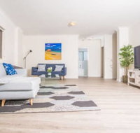 Convenient Rockdale Apartment Next To Station  Beach - ACT Tourism