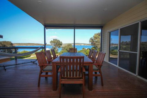 Waterfront On Osprey - ACT Tourism 2