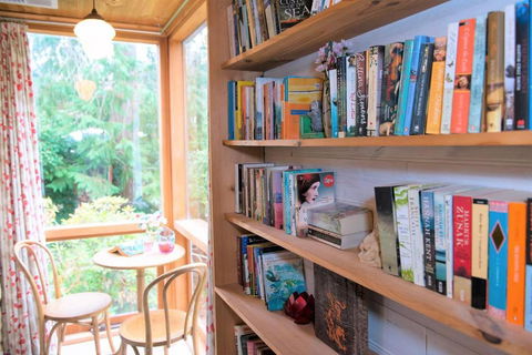 Adelaide Hills Camellia Cottage WiFi - ACT Tourism 1