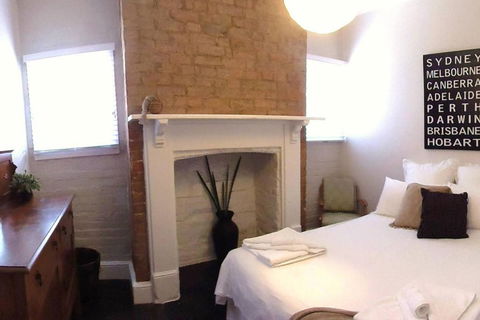 YSG The Edward Townhouses 155 & 157 Steps To Town - ACT Tourism 3