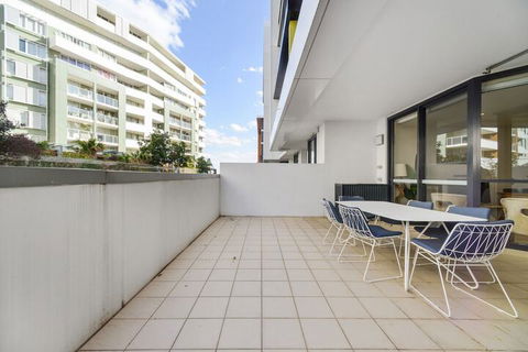 HomeHotel 2Bedroom With Shopping Mall - ACT Tourism 7