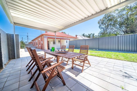 Kairos In Keswick Wifi Netflix Nespresso - ACT Tourism 3