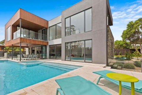 ANCHORAGE MOUNT MARTHA - ACT Tourism 0