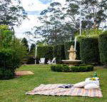 Old Mansfield Loft gardens gazebo  getaways - ACT Tourism
