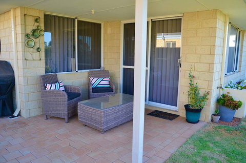 Byford House In The Glades - ACT Tourism 2