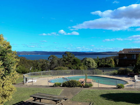 ECONO LODGE BAYVIEW - ACT Tourism 1