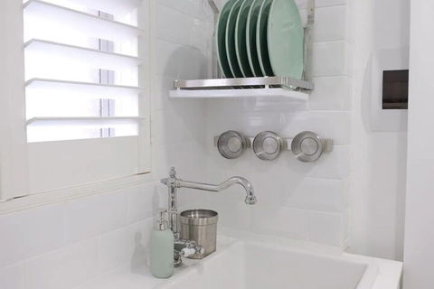 Freshly Renovated Apartment In The Heart Of Bondi - ACT Tourism 4