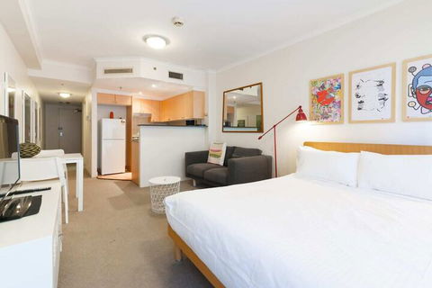 Amazing Studio With Pool In Central Sydney - ACT Tourism 7