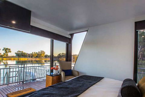 All Seasons Houseboats - ACT Tourism 2