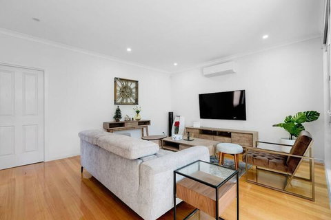 Impressive & Spacious New Townhouse@preston - ACT Tourism 7