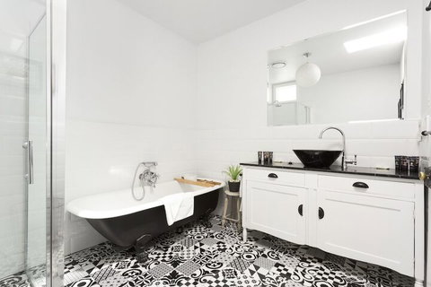 Bluestone Cottage Launceston - ACT Tourism 7