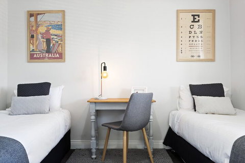 Bluestone Cottage Launceston - ACT Tourism 3